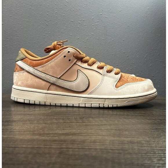 New Nike SB Dunk Low PRM \